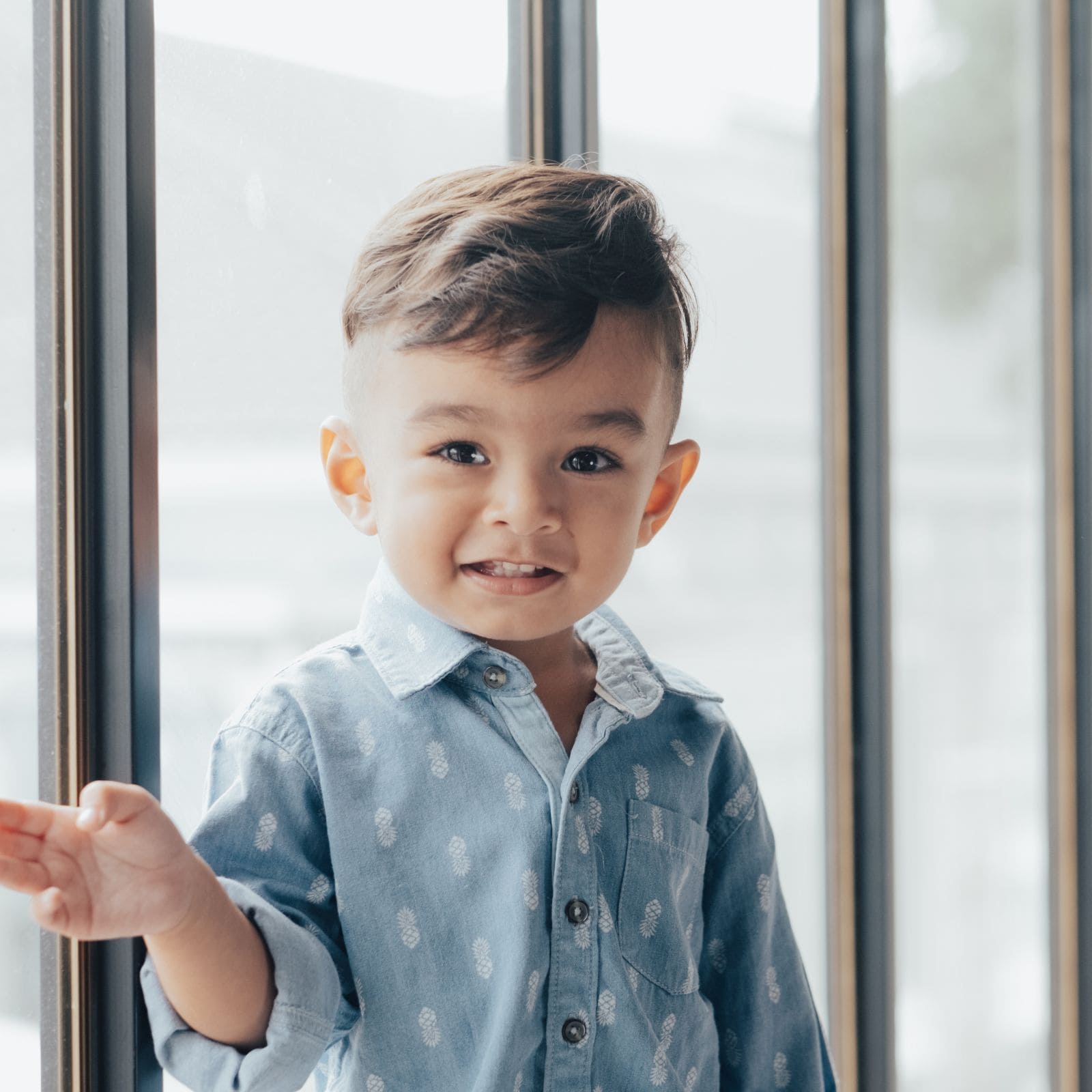 un niño pequeño